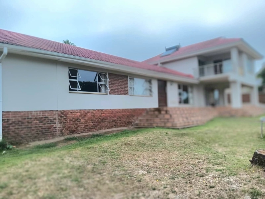 5 Bedroom Property for Sale in Gonubie Eastern Cape